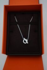 Finesse Pendant Necklace White Gold - Image 2