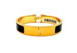 Clic H Bracelet Yellow Gold, Black Enamel - Image 3