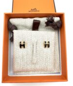 Mini Pop H Earrings Yellow Gold, Black Enamel - Image 2