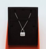 Constance Amulettes Pendant Necklace White Gold - Image 3