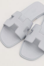 Oran Calfskin Bleu Brume - Image 2