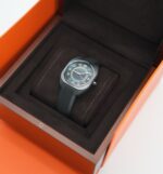 H08 Watch 42MM Black - Image 3