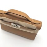 Kelly Pochette Swift Biscuit PHW - Image 3