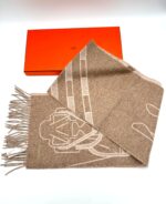 Tete-A-Tete Equestre Scarf Taupe/Grege