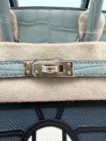 Birkin 20 Faubourg "Rainy Days" Sellier Gris Misty / Gris Ciment Matte Alligator Permabrass - Image 4