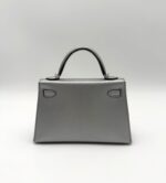 Kelly 20 Metallic Chevre Chamkilight Sellier Argent PHW - Image 2